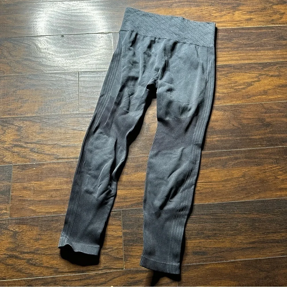 Gray Seamless 7/8 Leggings